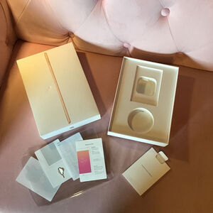 Apple iPad BOX ONLY Gold Tablet